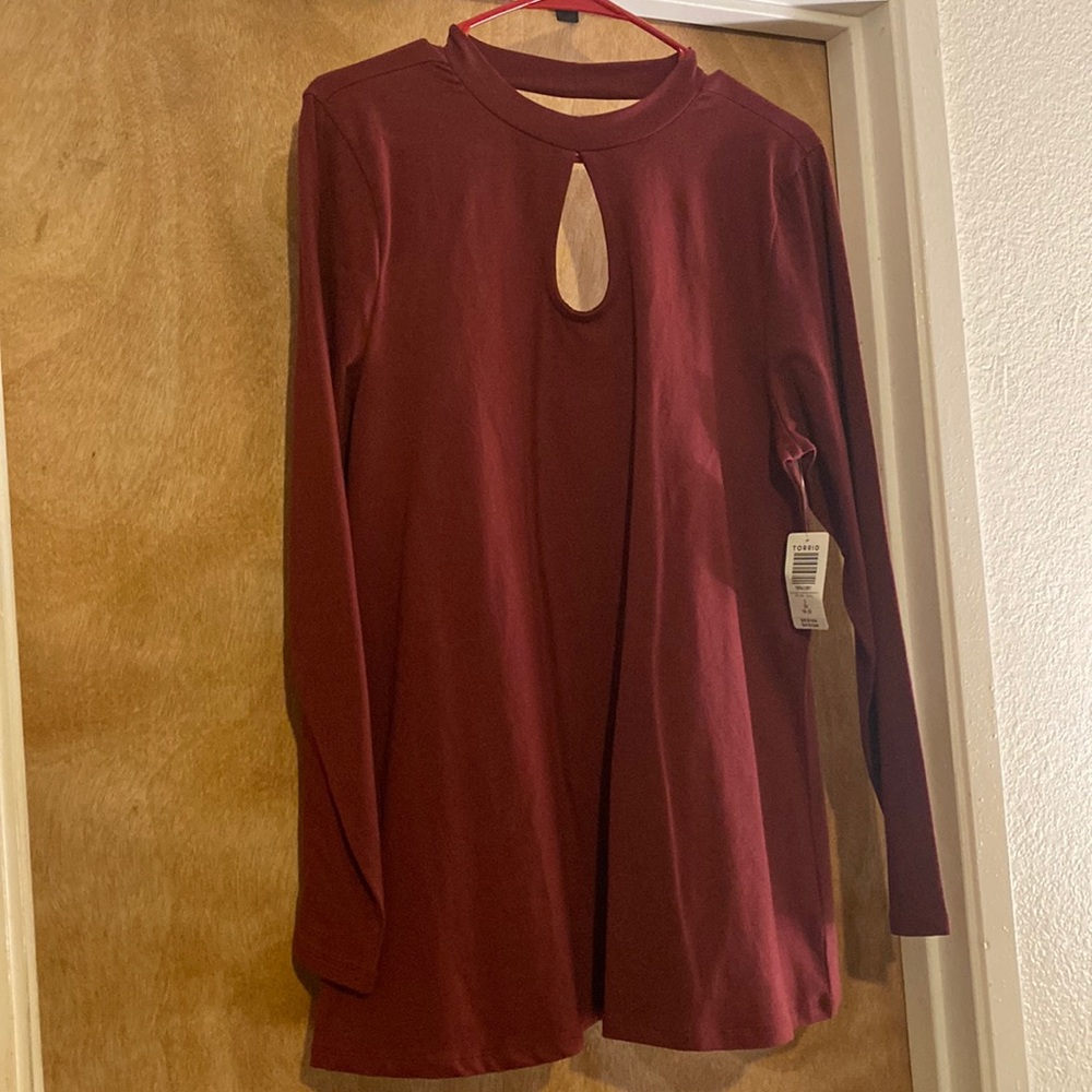 NWT Torrid maroon open back